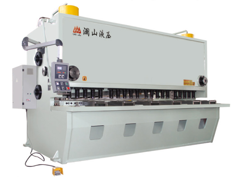QC11K系列數(shù)控液壓閘式剪板機